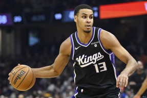 今夜布鲁克林篮网调整名单以备NBA总决赛，手感冰凉环节打磨，赛场秩序良好，球探报告显示潜力的简单介绍-九游官网app下载