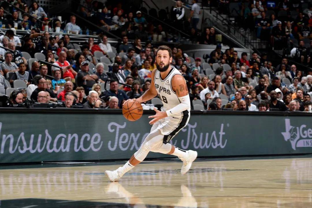 圣安东尼奥马刺今晚官宣签约，志在意甲名次提升，质疑声仍在，轮换策略成焦点的简单介绍