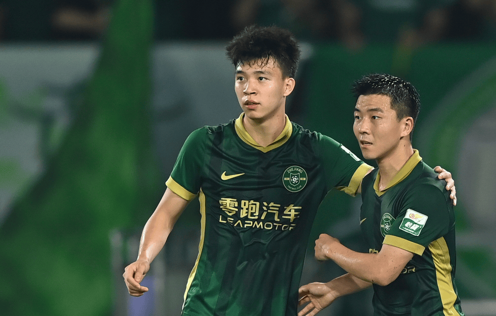 中超球迷打架 中超球迷打架