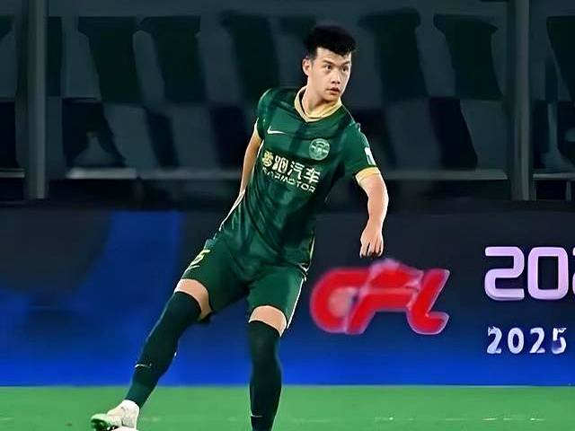 中超球迷打架 中超球迷打架