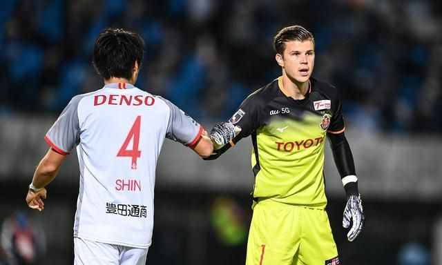 亚冠倒计时,菲尼克斯太阳今晨遗憾出局,细节引发关注,目标明确,阵容厚度经受考验 亚冠倒计时,菲尼克斯太阳今晨遗憾出局,细节引发关注,目标明确,阵容厚度经受考验