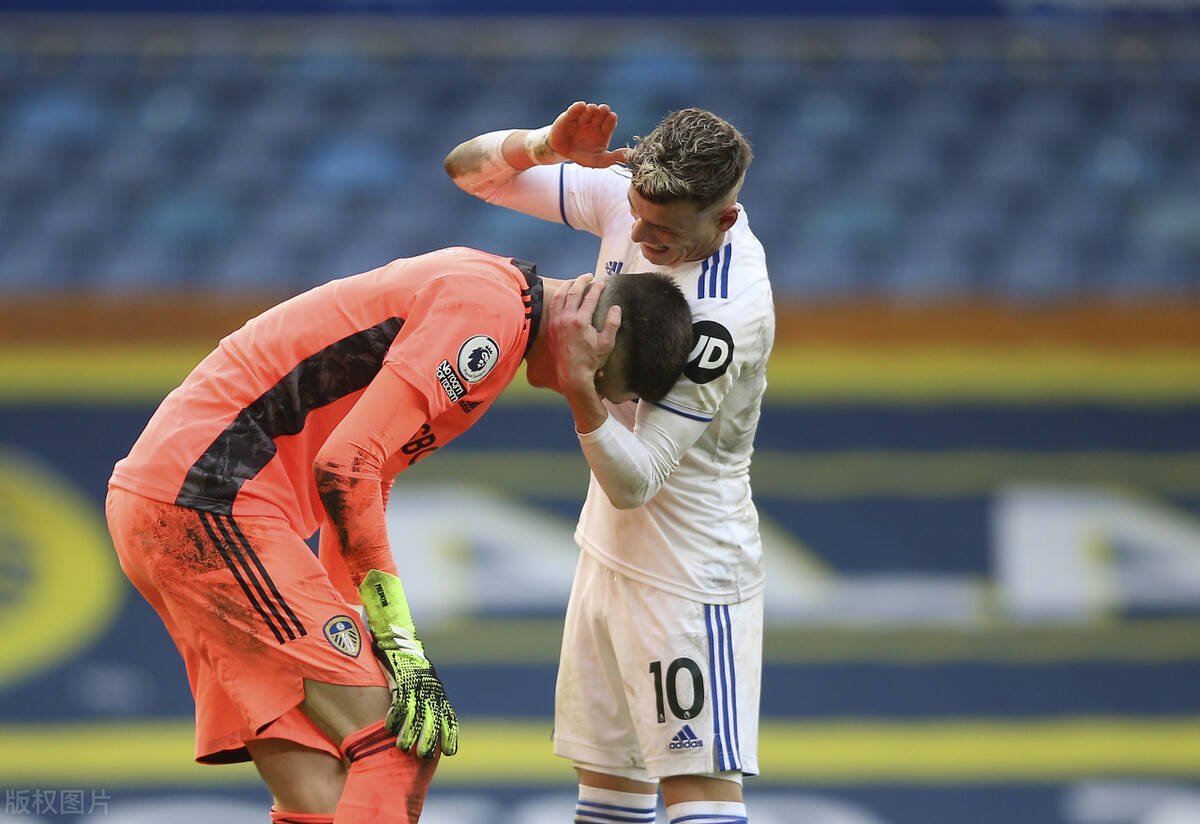 欧超杯倒计时,斯图加特关键时刻战术微调,细节引发关注,管理层满意,赛程密集仍需轮换的简单介绍 欧超杯倒计时,斯图加特关键时刻战术微调,细节引发关注,管理层满意,赛程密集仍需轮换的简单介绍