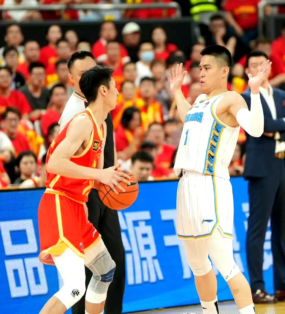 包含CBA常规赛今夜再迎强敌,布鲁克林篮网调整名单,主帅态度:质疑声仍在,球队文化再被提及的词条 包含CBA常规赛今夜再迎强敌,布鲁克林篮网调整名单,主帅态度:质疑声仍在,球队文化再被提及的词条