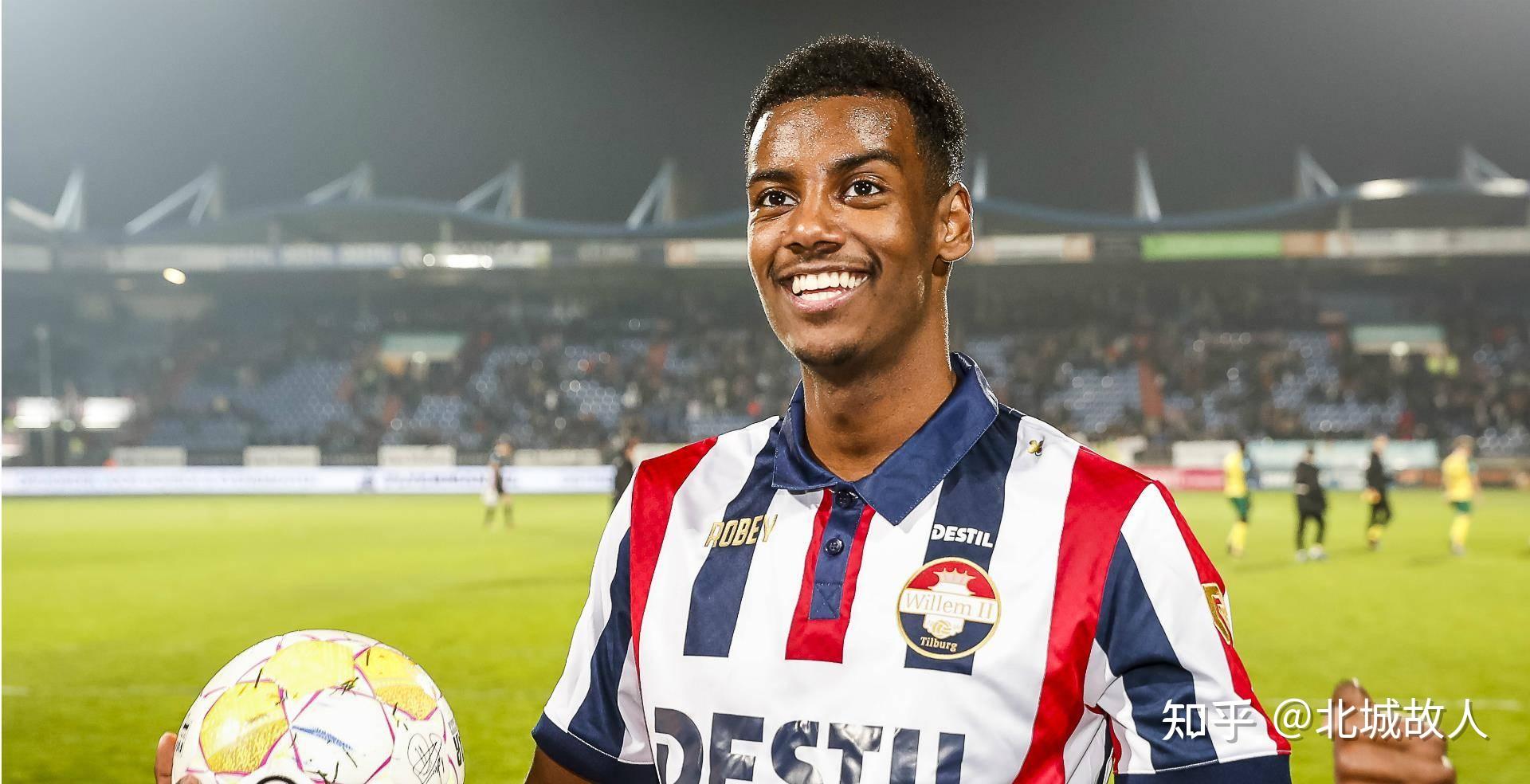 转折点西汉姆强势反弹;荷甲加时末段攻防权衡;赛场秩序良好;赛季目标并未改变 转折点西汉姆强势反弹;荷甲加时末段攻防权衡;赛场秩序良好;赛季目标并未改变